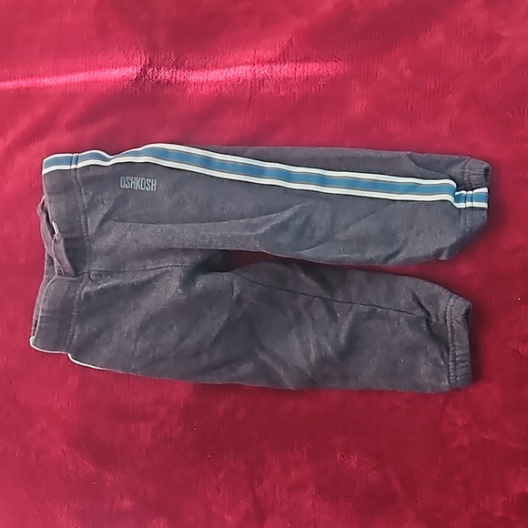 5 pair boys size 2T casual pants - Picture 6 of 7
